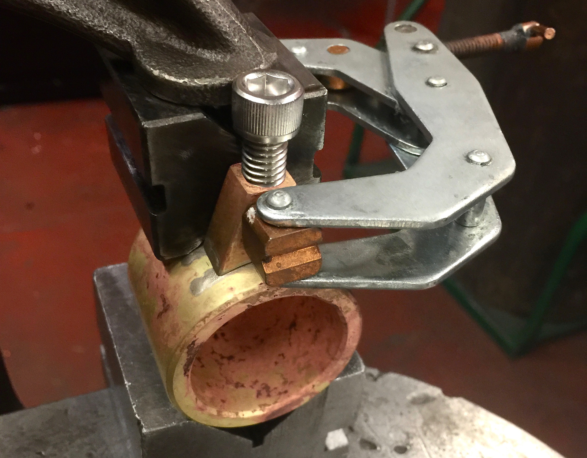 Brazing lug to cup