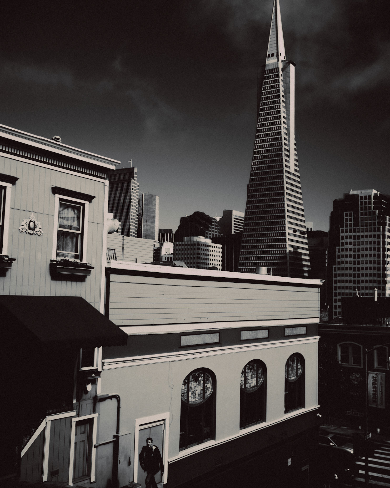 The Transamerica Pyramid from Broadway, San Francisco, California, USA, June 2016, Leica M.