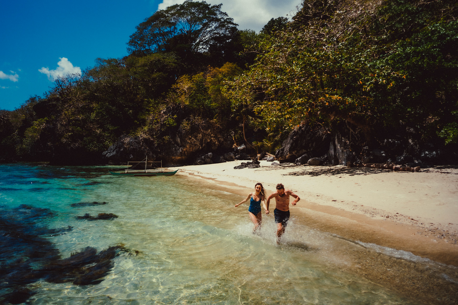 An adventure island hopping session in Paradise Beach, El Nido, Palawan, Philippines, Southeast Asia, February 2019, Sony A7III.