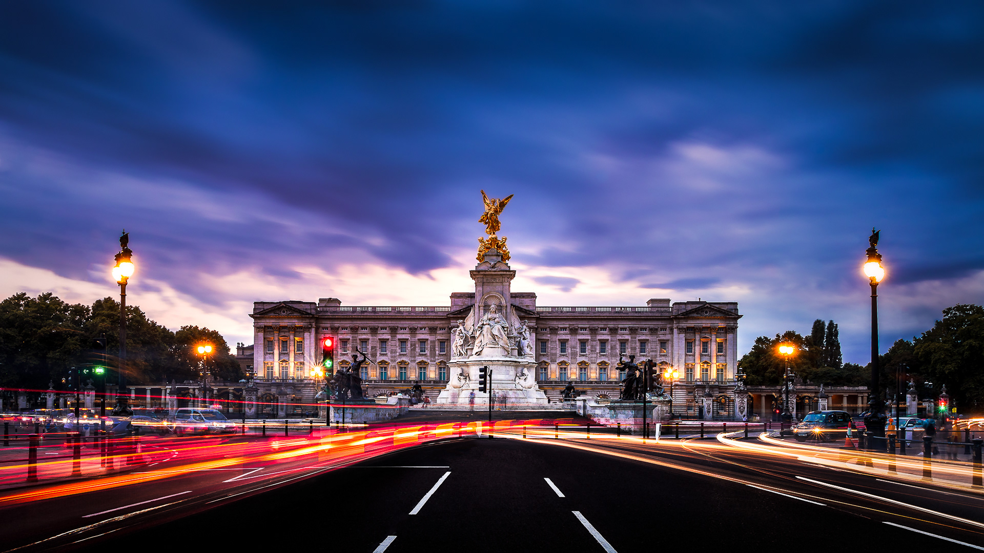 Buckingham Palace, London UK