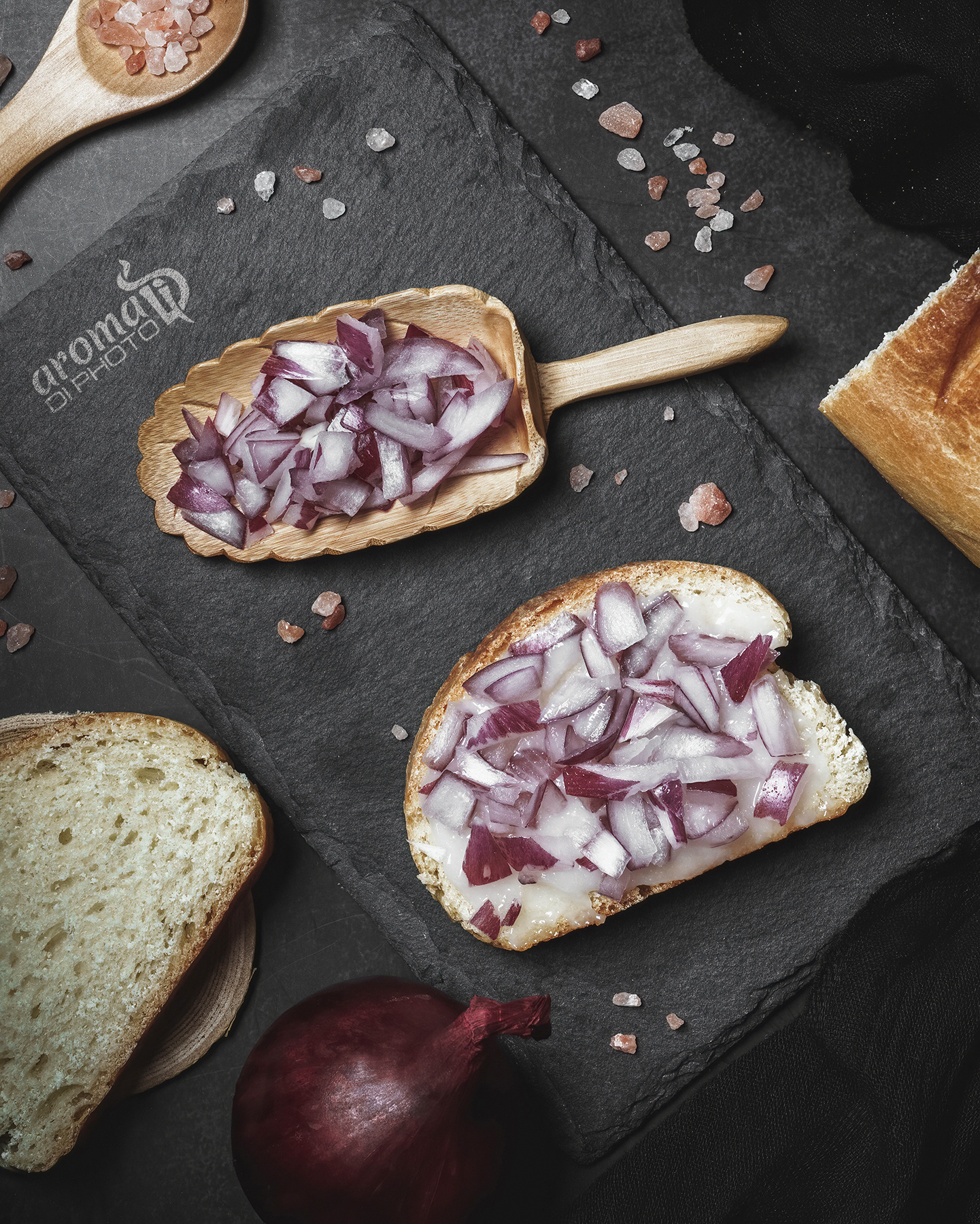 Bread with Pork Lard and Onion