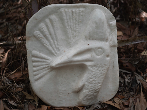 marble form with palm