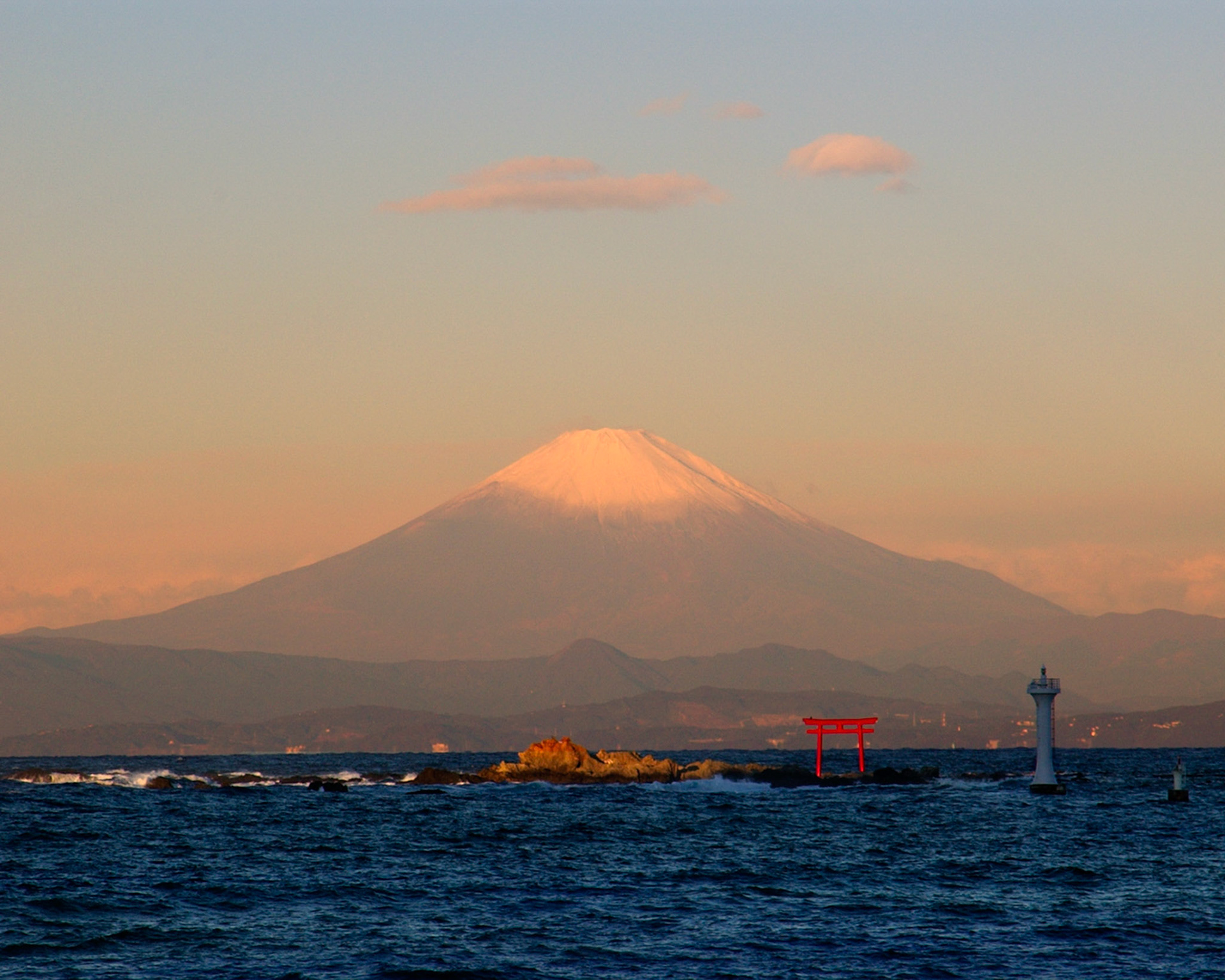 big Fuji and tori gate
