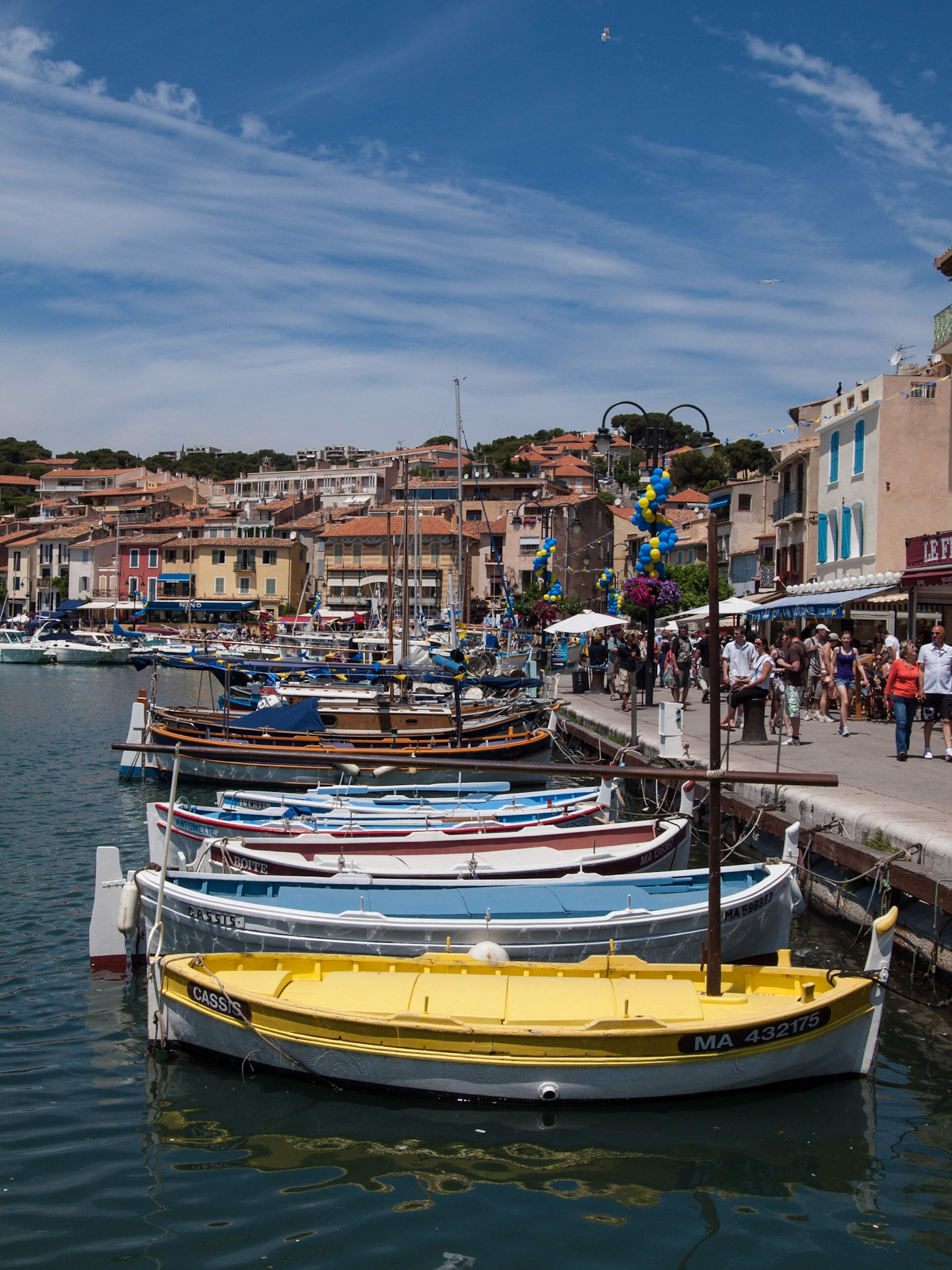 Cassis 12h59