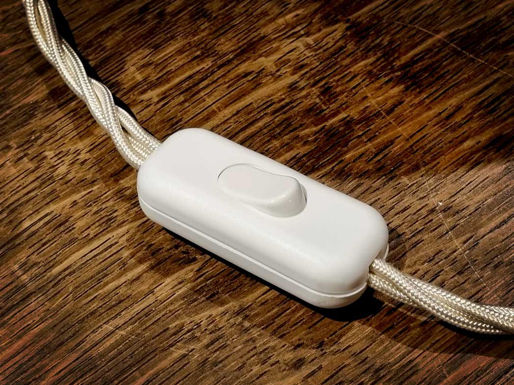 Ivory vintage braided cable with inline switch