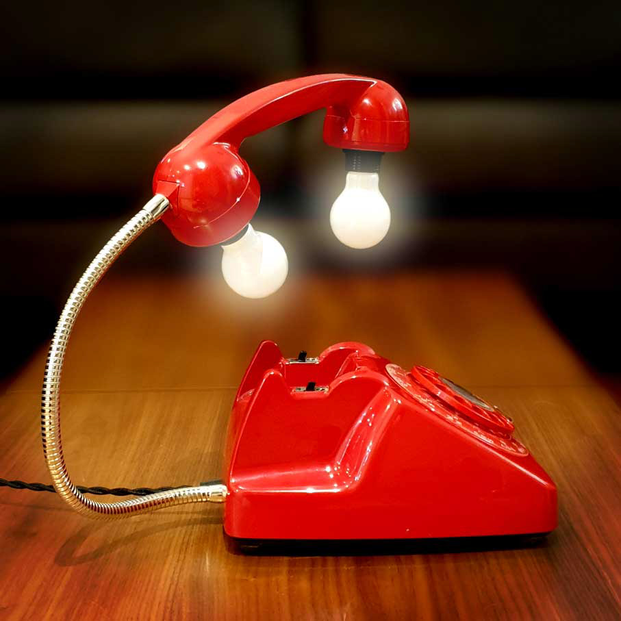Flexible chrome arm to adjust the handset