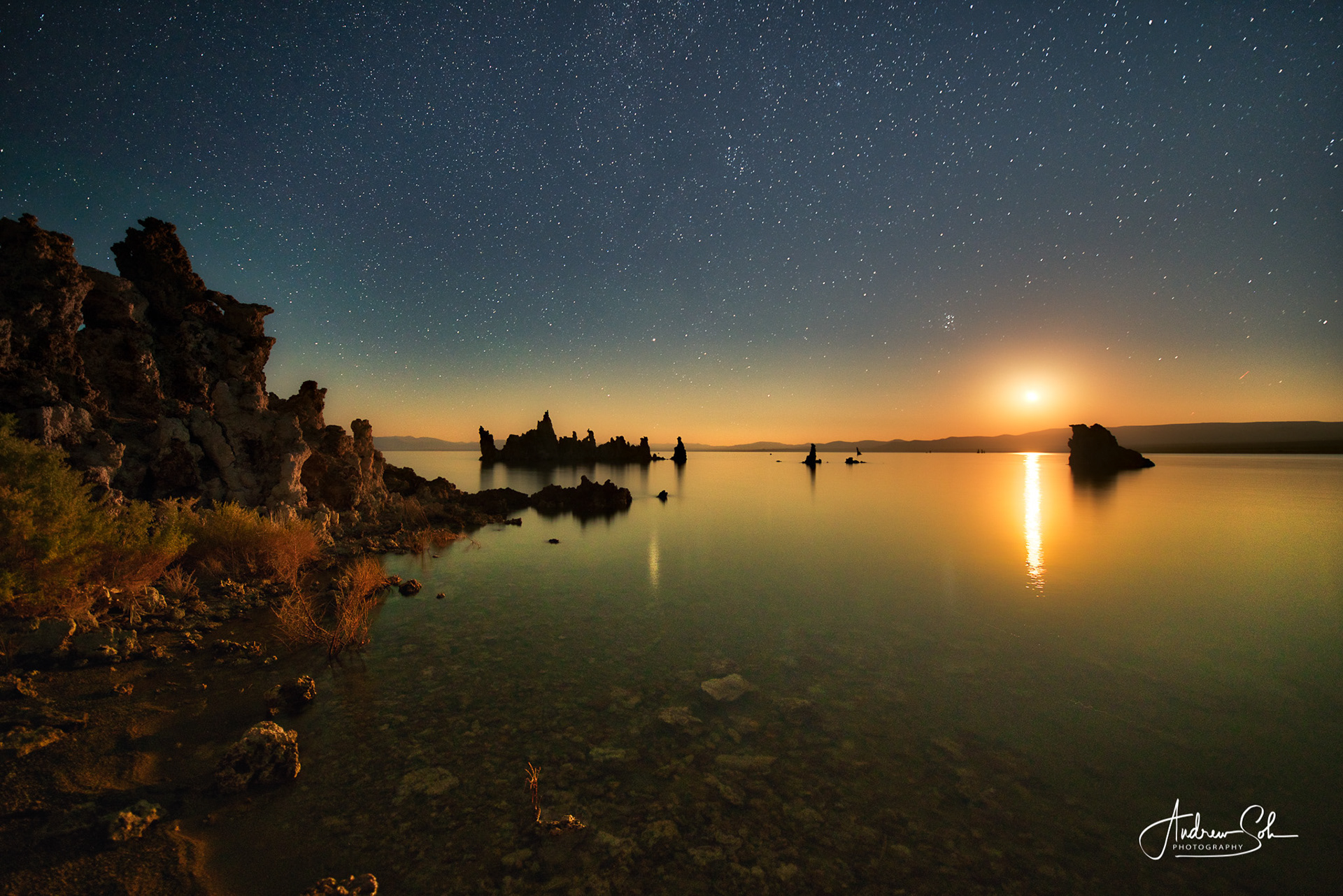 Moonrise at Mono Lake