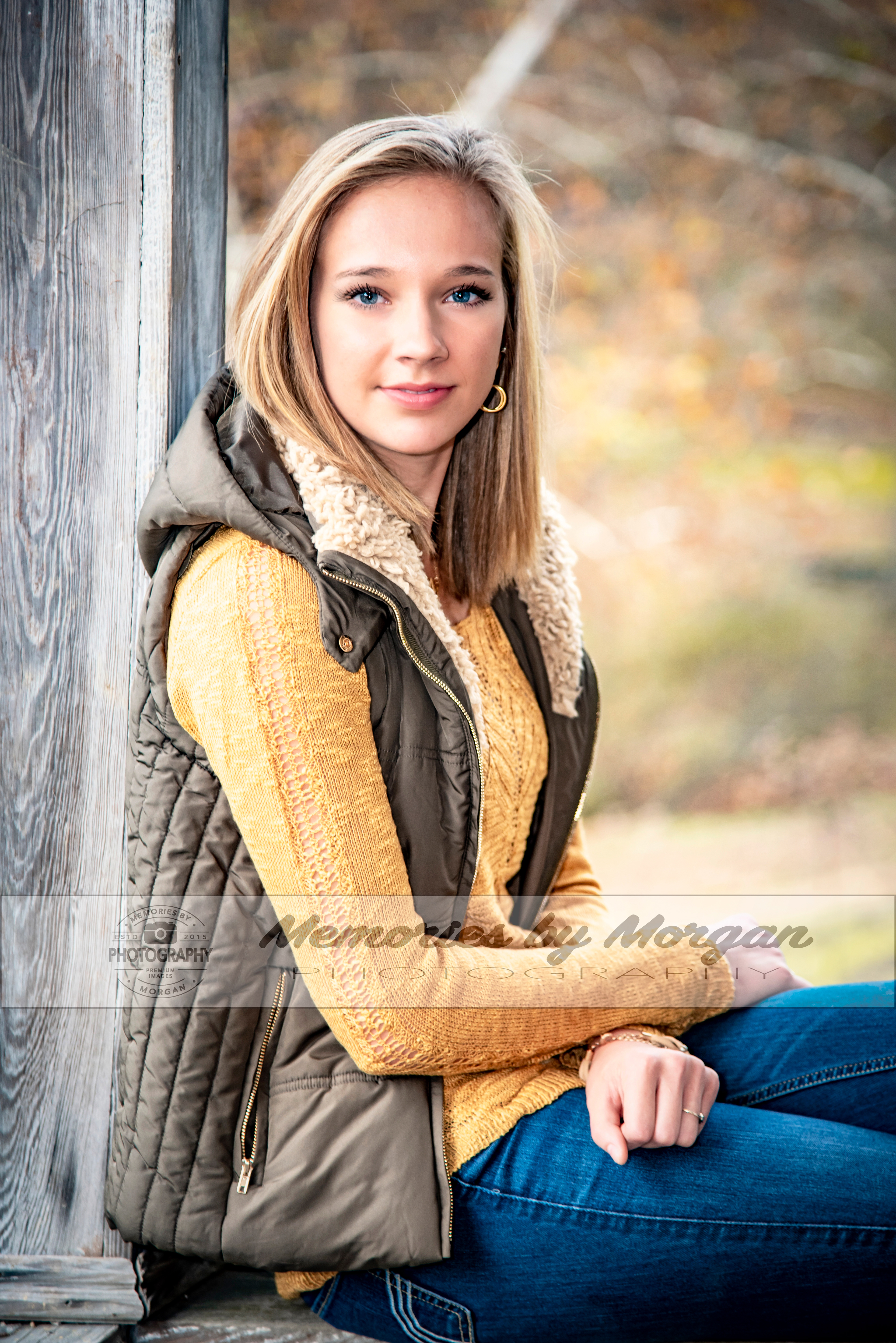 Memories By Morgan Photography Madison Hatfield Senior Portraits Fall