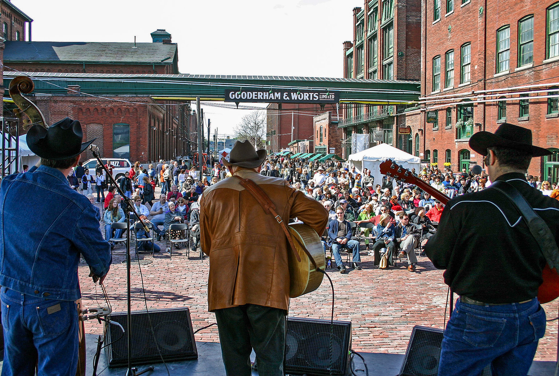 May 20-29, 2005, Distillery Historic District, Toronto, ON. Canada