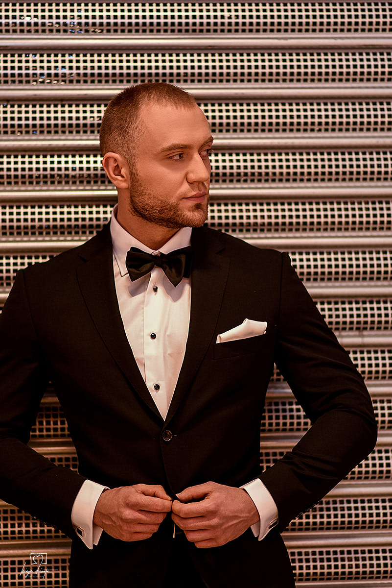 Model: Adam Jurkowski - Trener Personalny Odzież: Vistula MUA: Katarzyna Helena Prokopyszyn Fot. Kinga Dziwota Miejsce: Focus Mall Zielona Góra