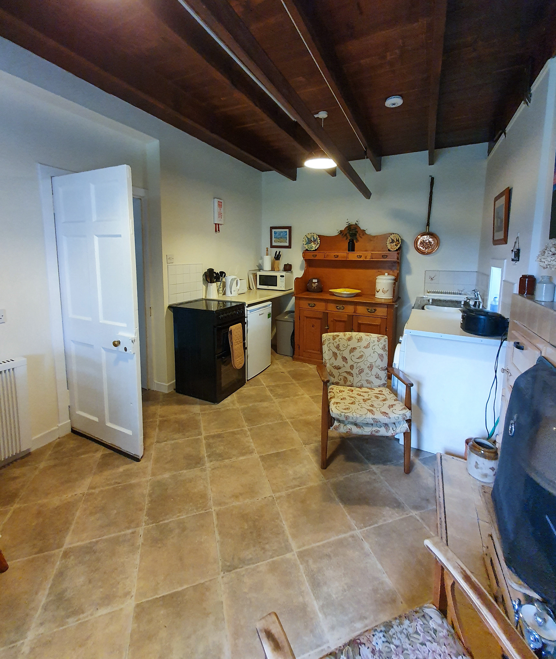 Kitchen/Dining