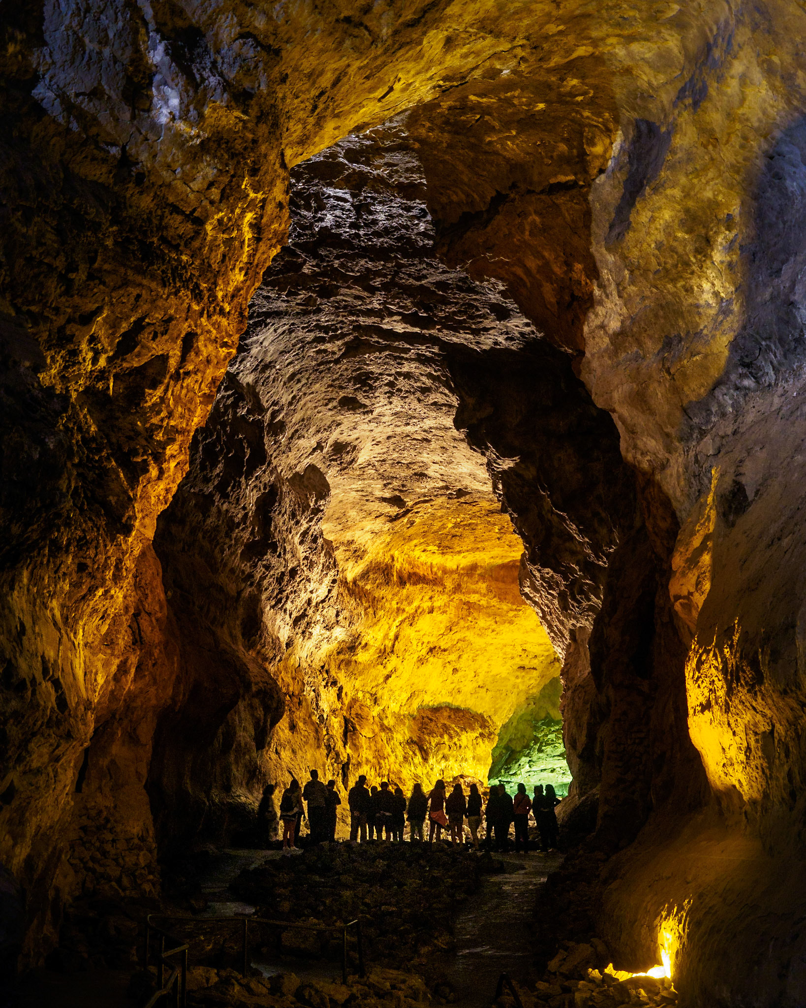 Besuchervorführung in den Cueva de los Verdes