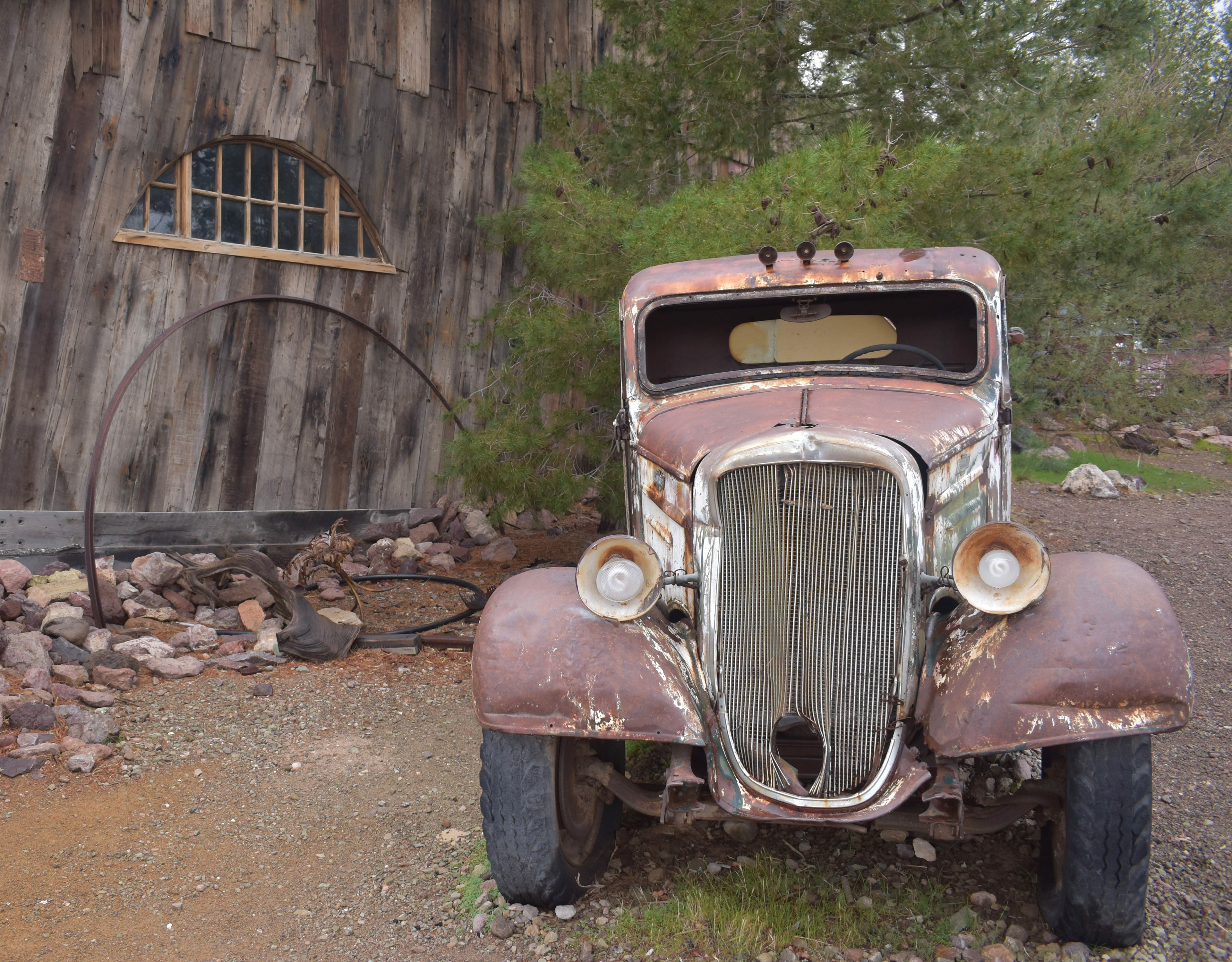 Rule of Thirds focus on the car