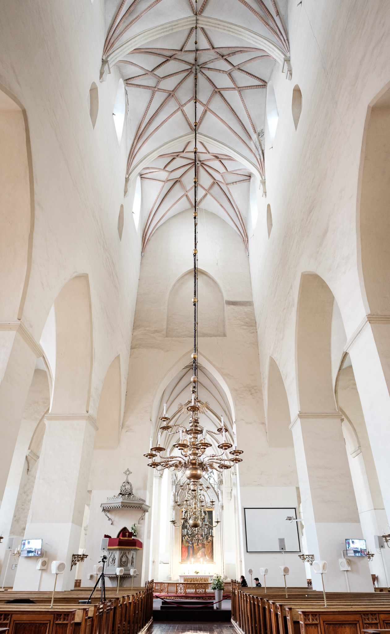 Oleviste Kogudus - Chrám sv. Olafa se 124 m věží - výhled na město (svého času byla nejvyšší věží na světě, sloužila jako pozorovatelna KGB)