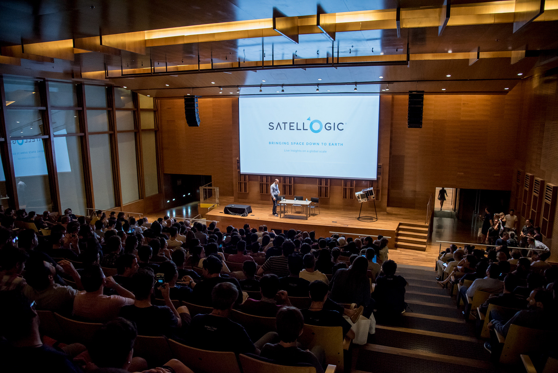 SATELLOGIC