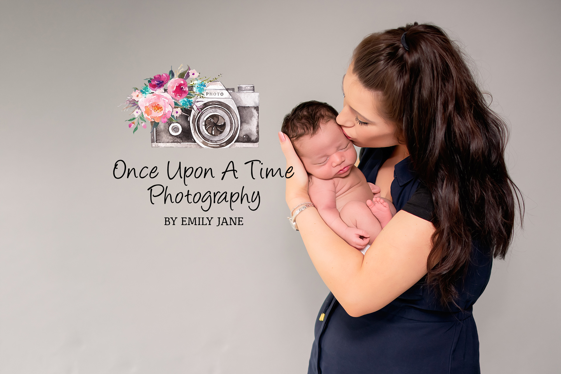 Mummys love newborn and mum