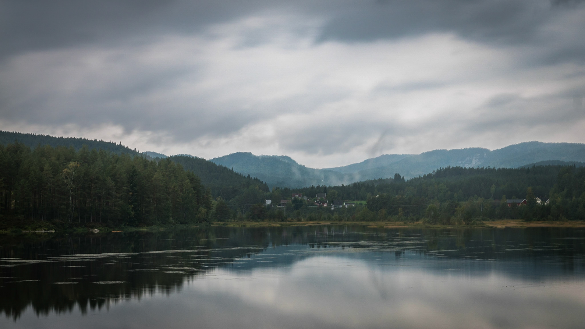 Sony ILCA-77M2 | DT 16-50mm F2.8 SSM @ ISO 100 | 50 mm | f/8 | 15 s