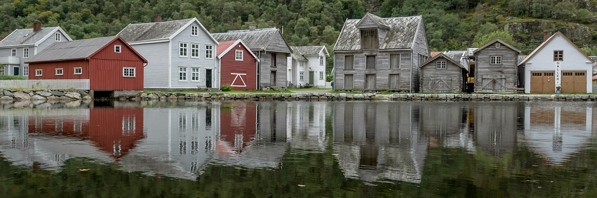 Sony ILCA-77M2 | DT 16-50mm F2.8 SSM @ ISO 100 | 18 mm | f/8 | 1/60 s