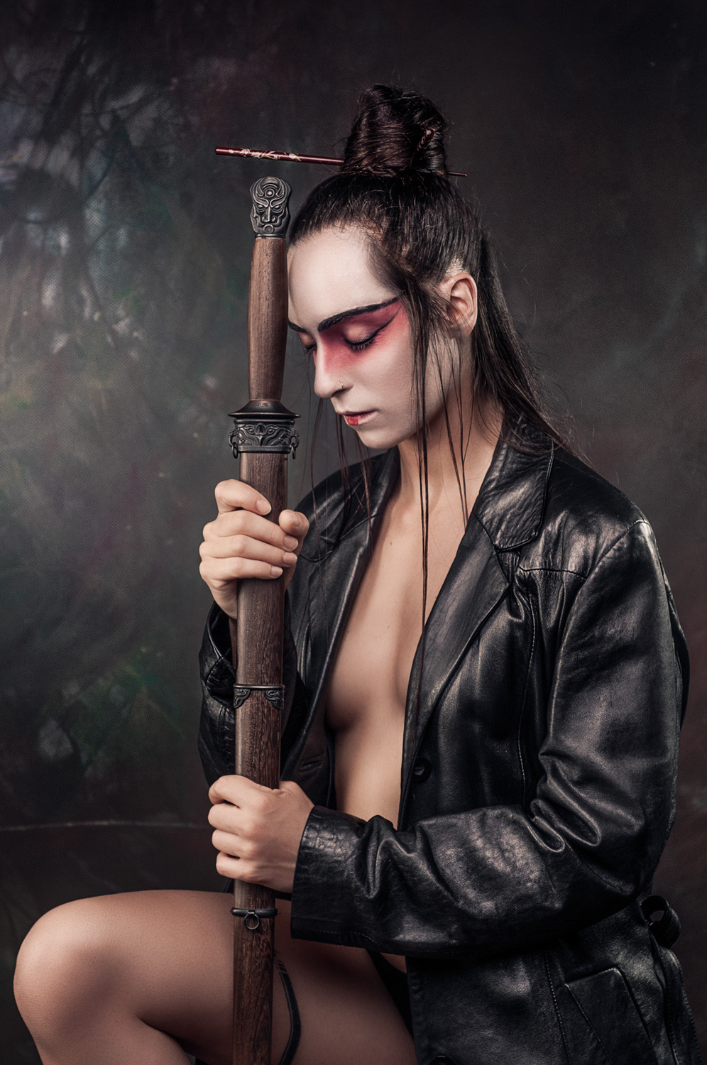 Meditando sobre la espada. Yin