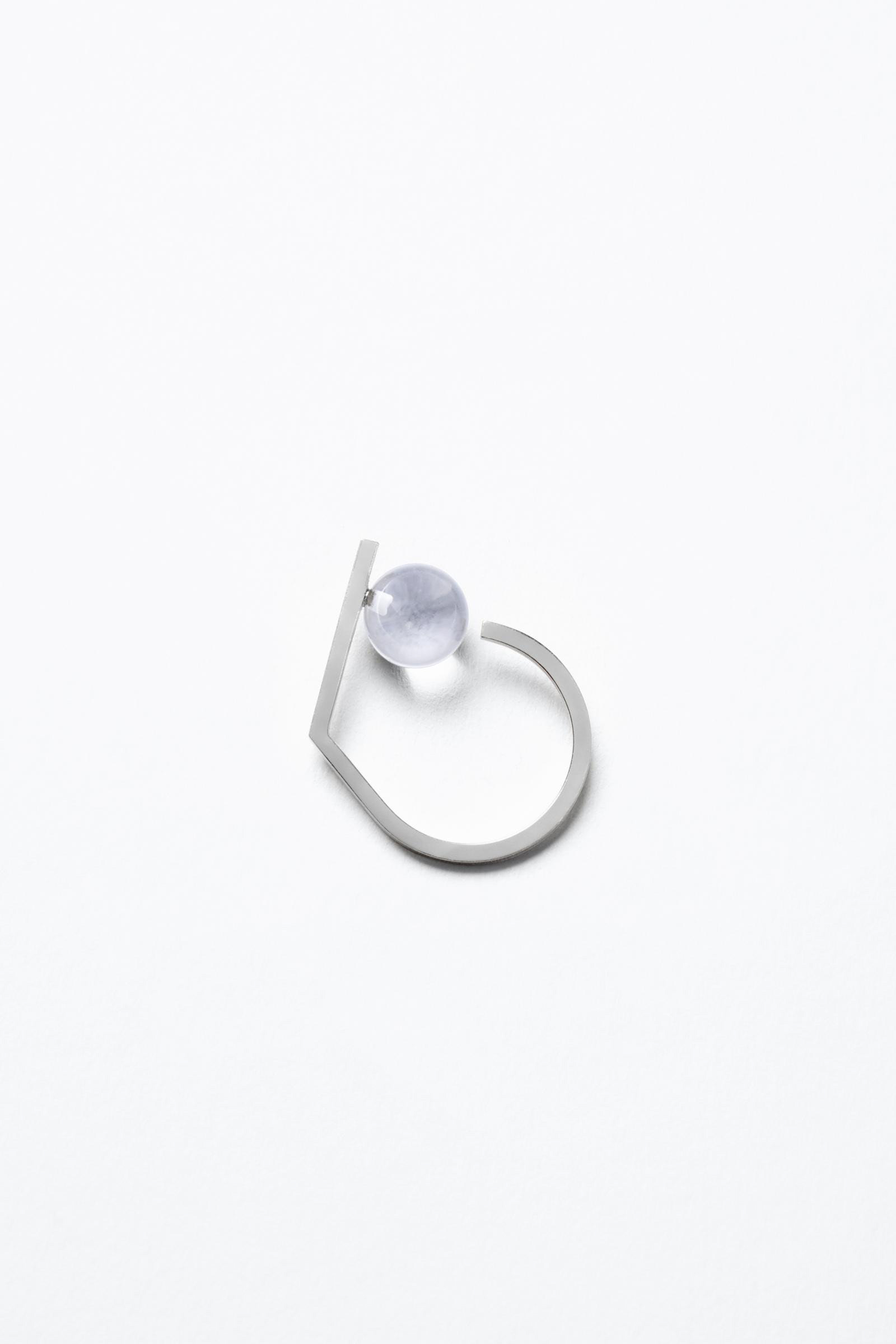 Bague cristal de roche finition palladium - 105€