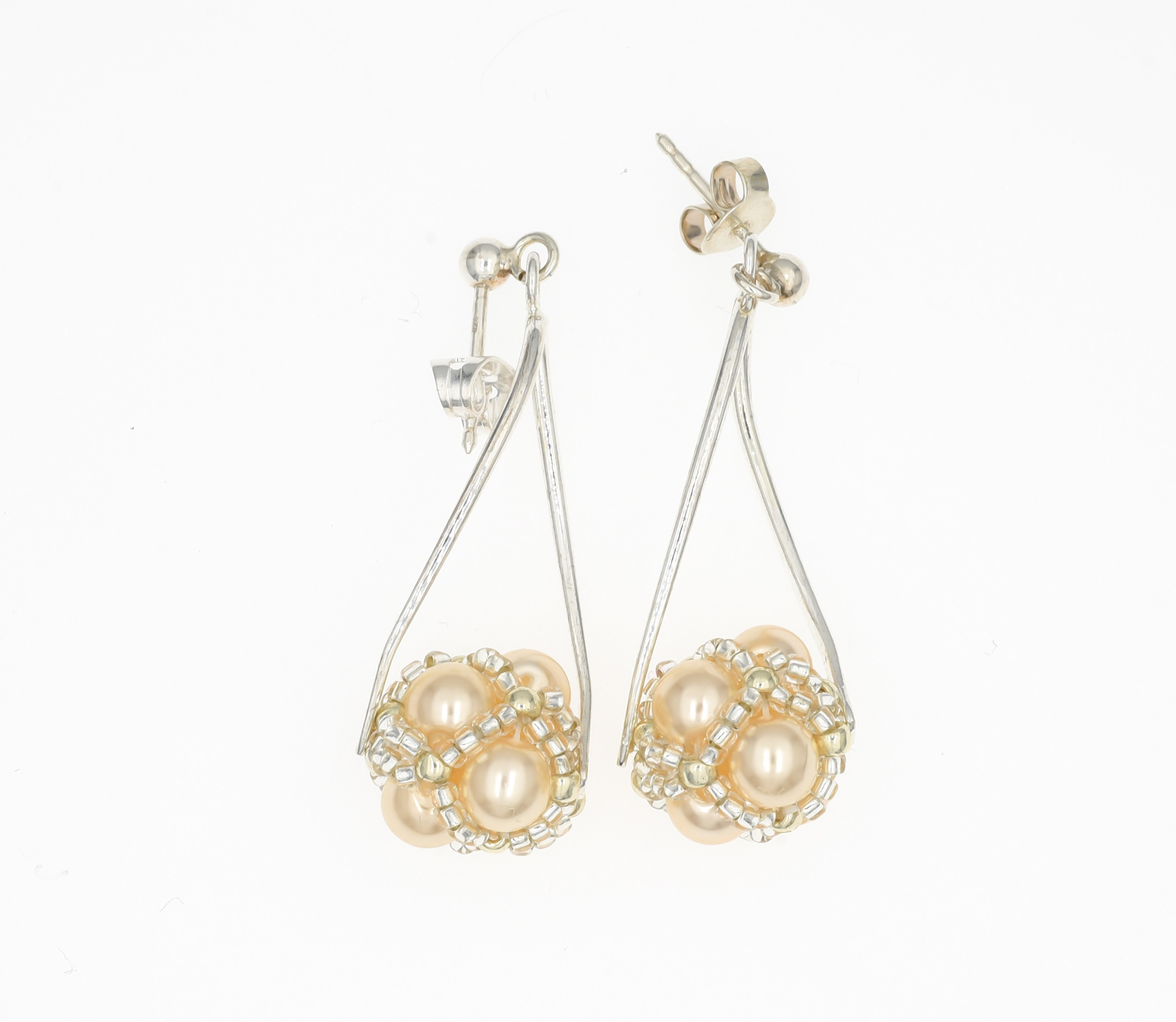 Boucles d'oreilles 'Tourbillon' perles en verre tissées à la main montées sur argent 925 - 42€ (Nacre) Ref. FB-BOTO
