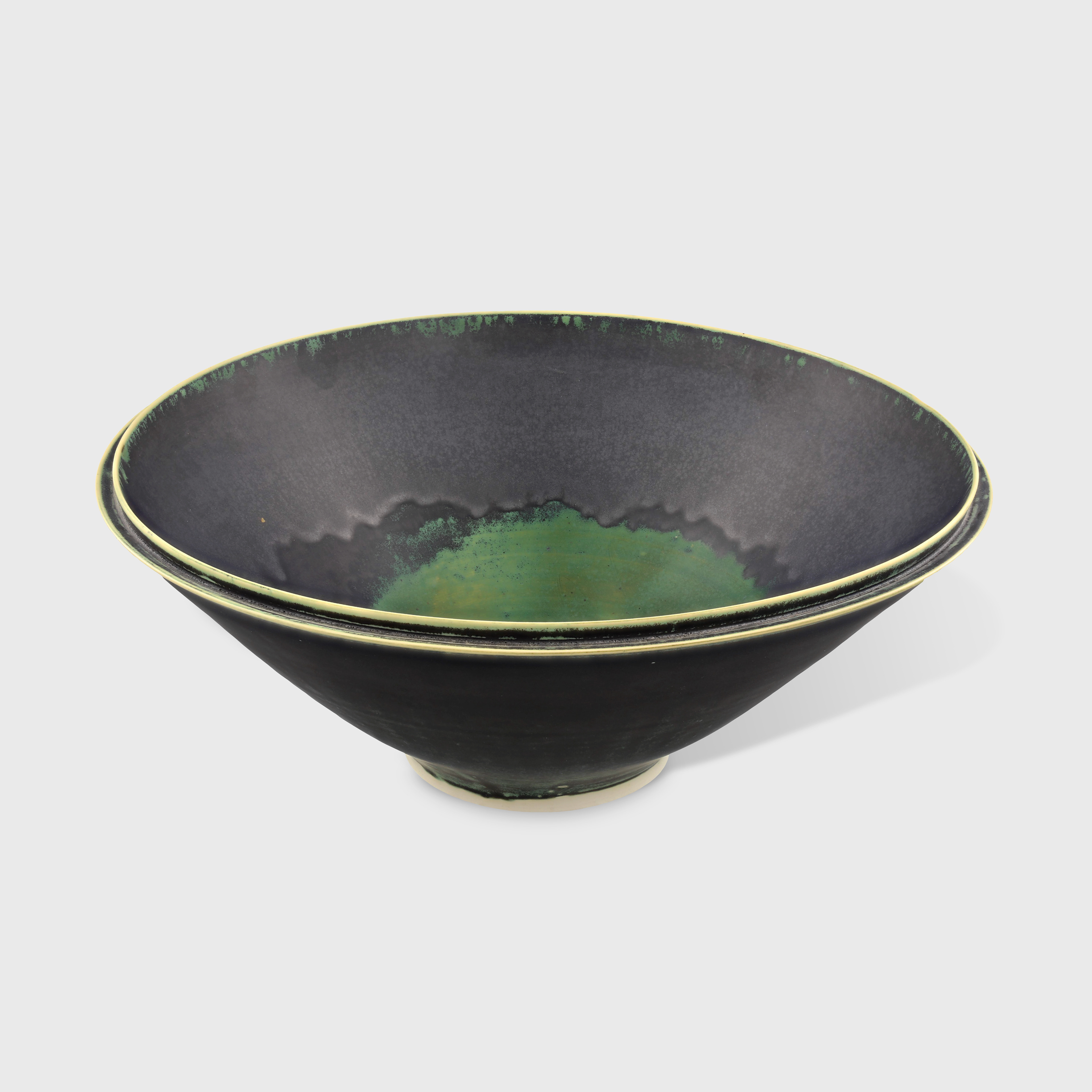 Grande coupe double bord - Diamètre: 31,5 cm - Porcelaine - 150€
