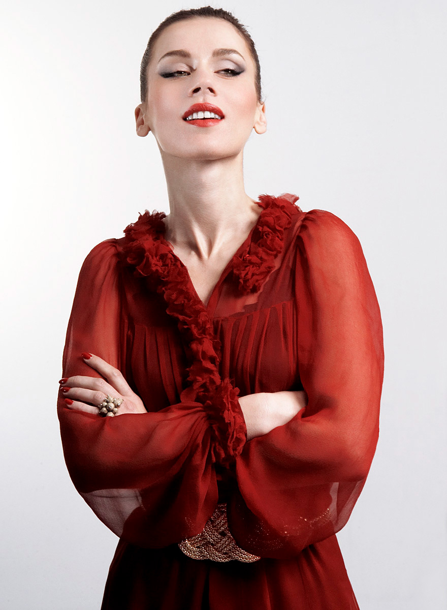 Lara Bohinc / Sunday Times (Mar 2006)