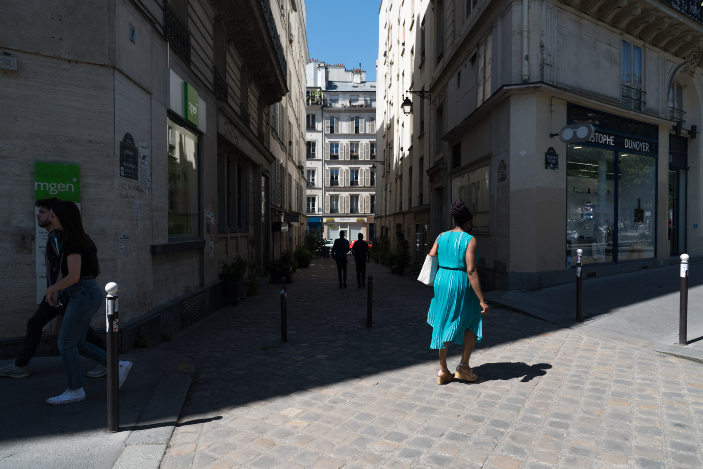 Une étoile filante bleue
