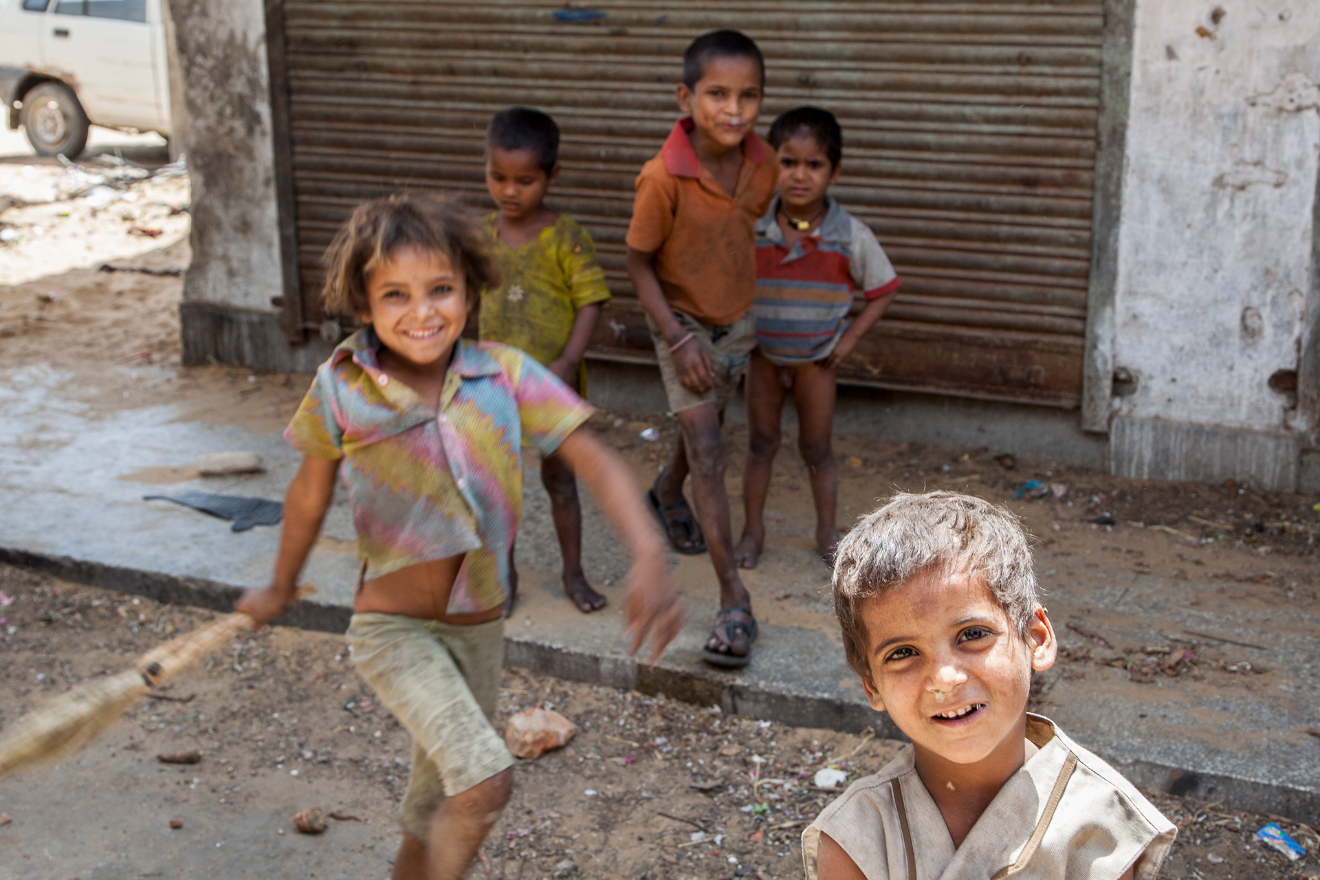 Neil Brander - India: Slums