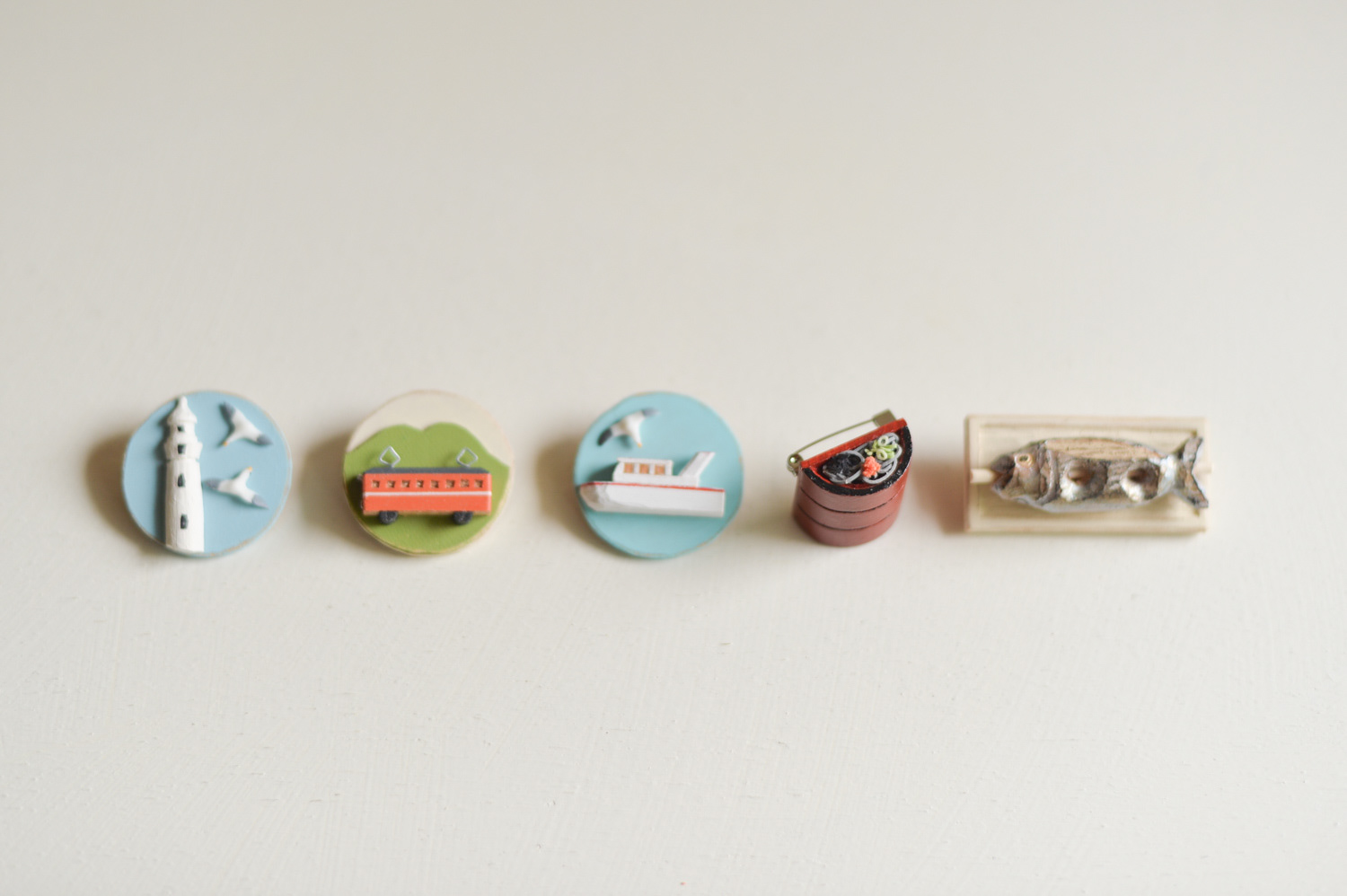 しまねのブローチ