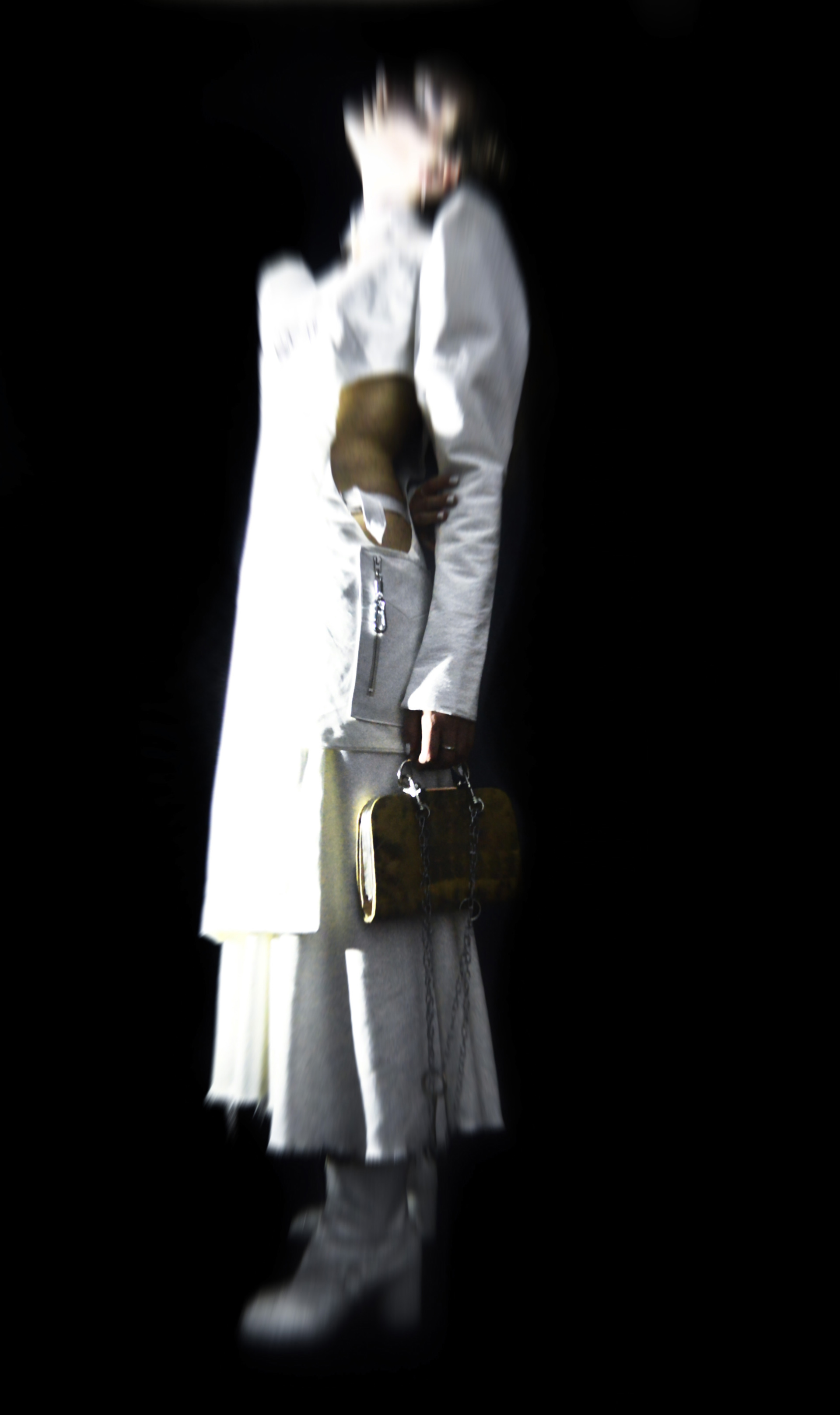Designed by Martin Malrieux Gérard / Model : Marine Lemonnier / MUA : Beryl Caillault