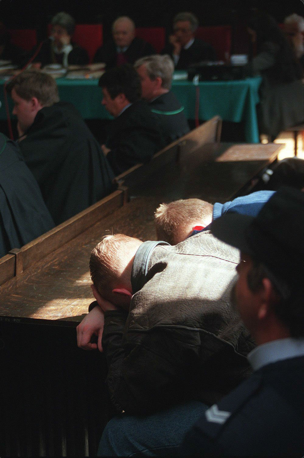 16.06.98 - WARSZAWA - PROCES  O ZABOJSTWO TOMKA JAWORSKIEGO 
JP-3790/27