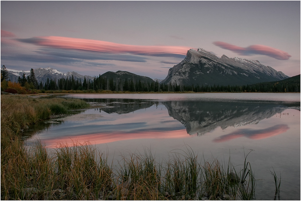 Fading colours, Vermillion Lake, Banff