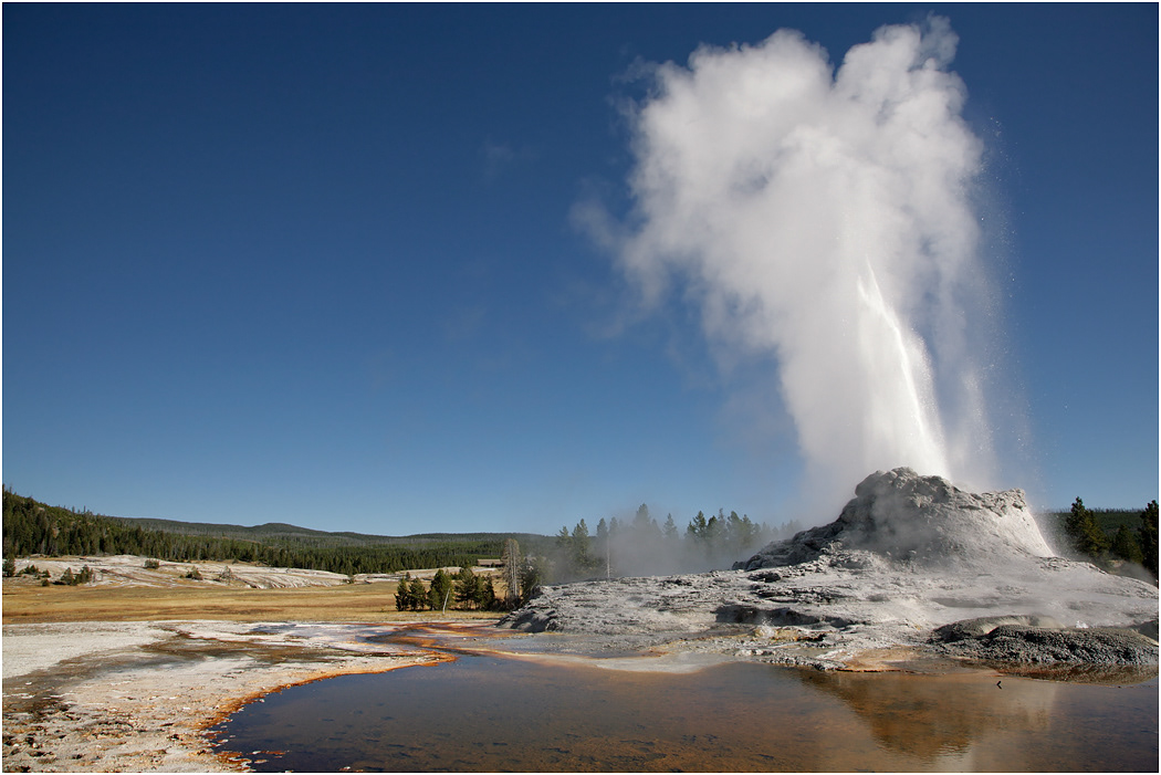 Castle Geyser, Upper Geyser Basin, Yellowstone NP