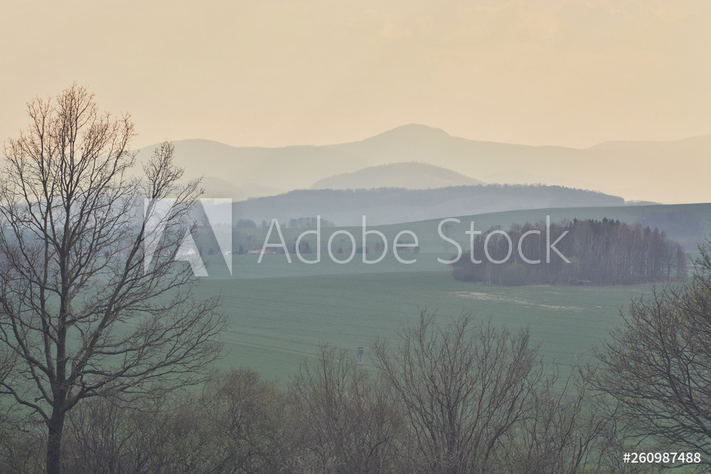 Ausblick ins Lausitzer Bergland bei Rennersdorf