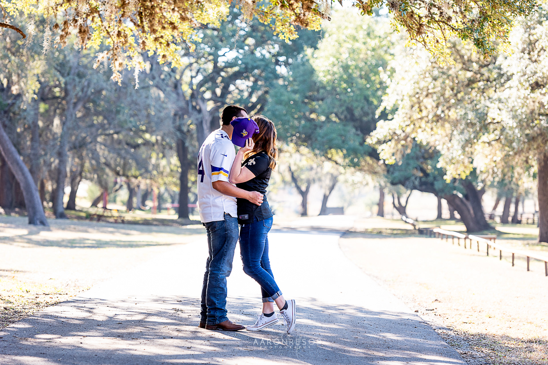 Engagement Photos taken in New Braunfels, TX by wedding photographer Aaron Resop