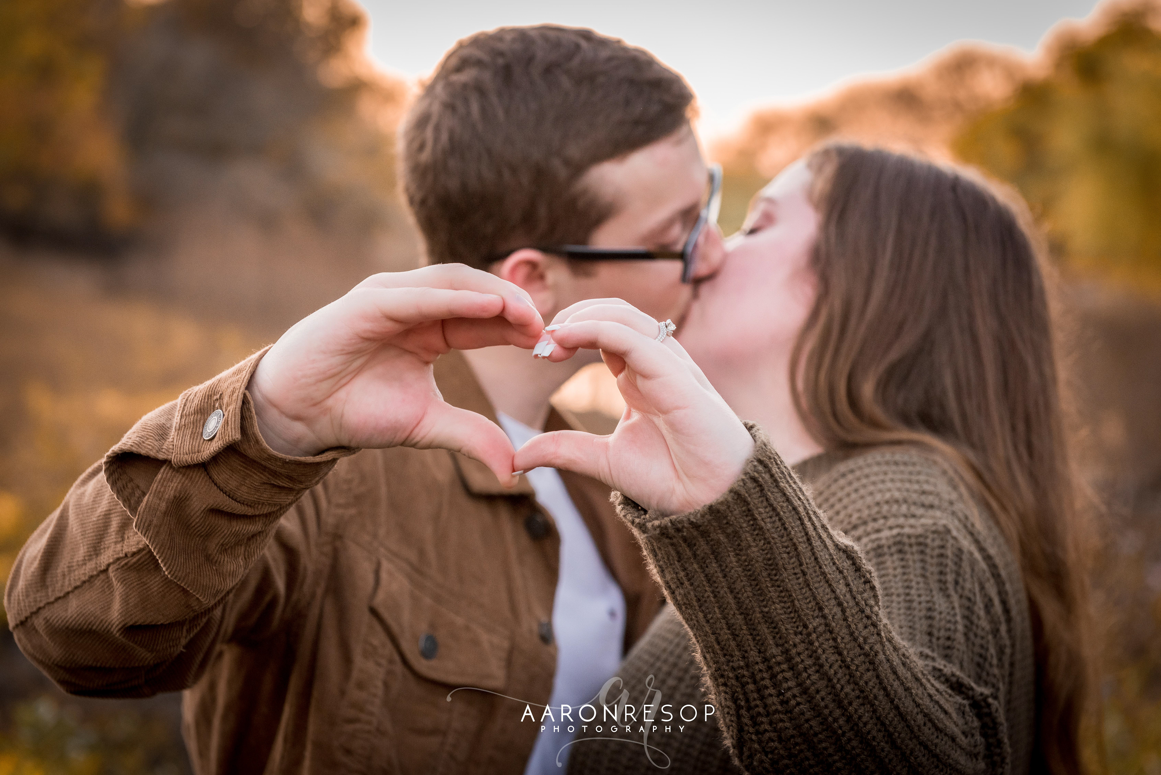 Engagement Photos taken in Cibolo, TX by wedding photographer Aaron Resop