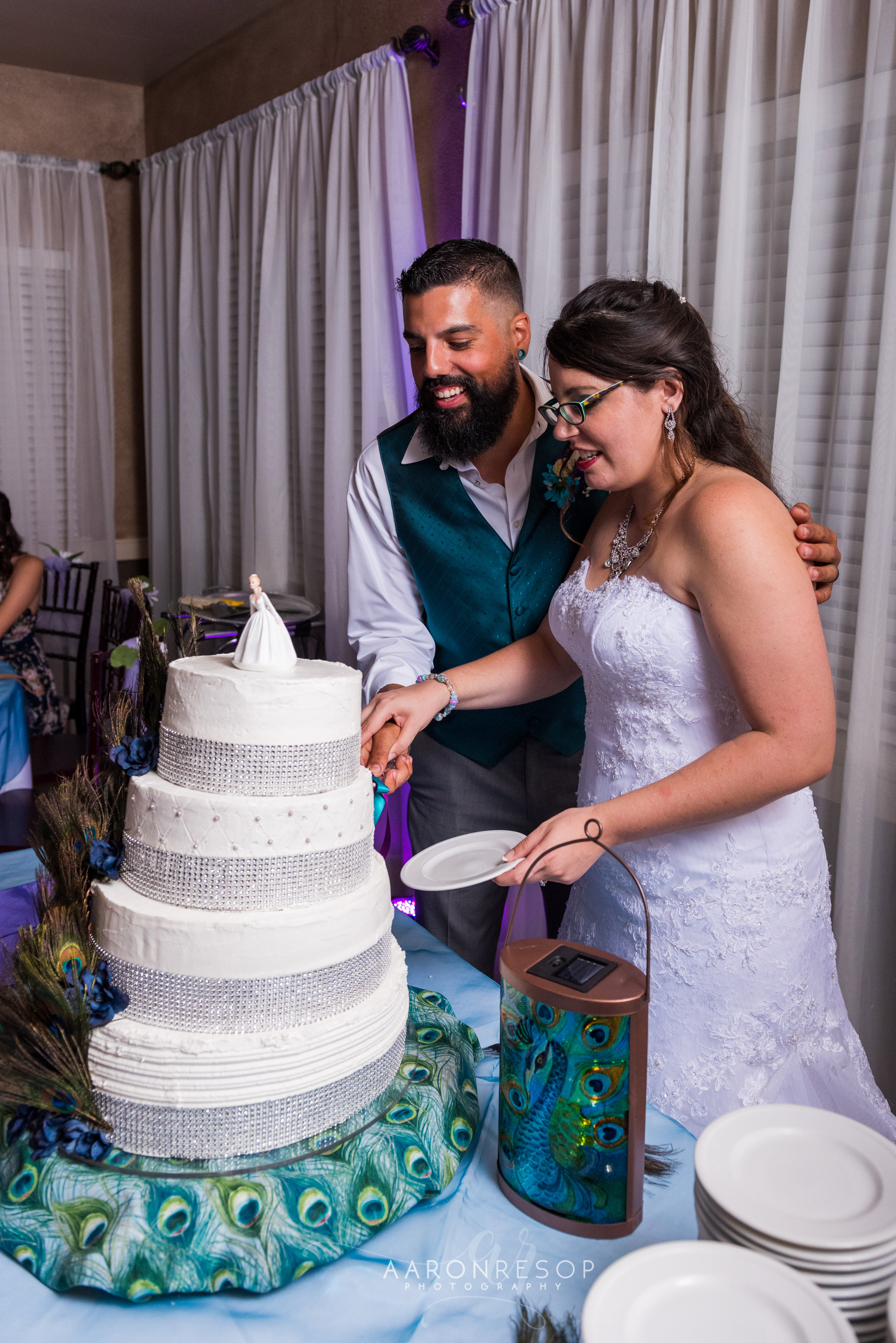 Wedding Day Photos Taken by Wedding Photographer Aaron Resop @ Olympia hills wedding venue 12900 Mt Olympus, Universal City, TX 78148