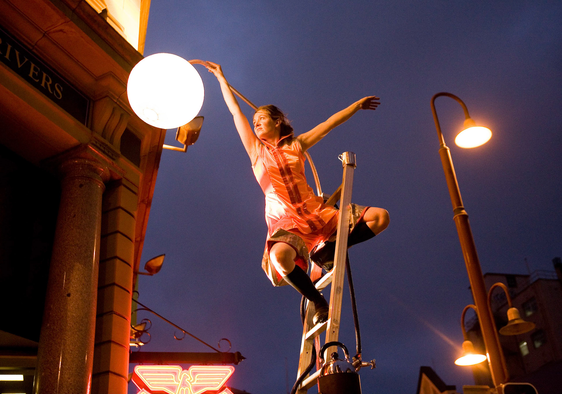 Lucy Wilson - Underwhere                         2007