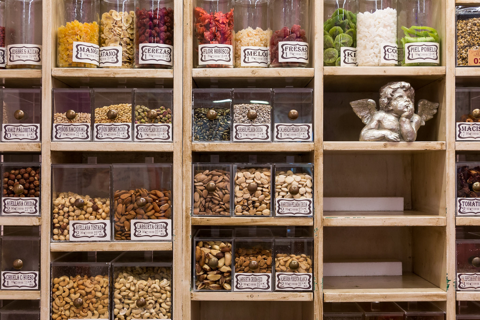 2017 | Spain, Toledo  | Calle Comercio