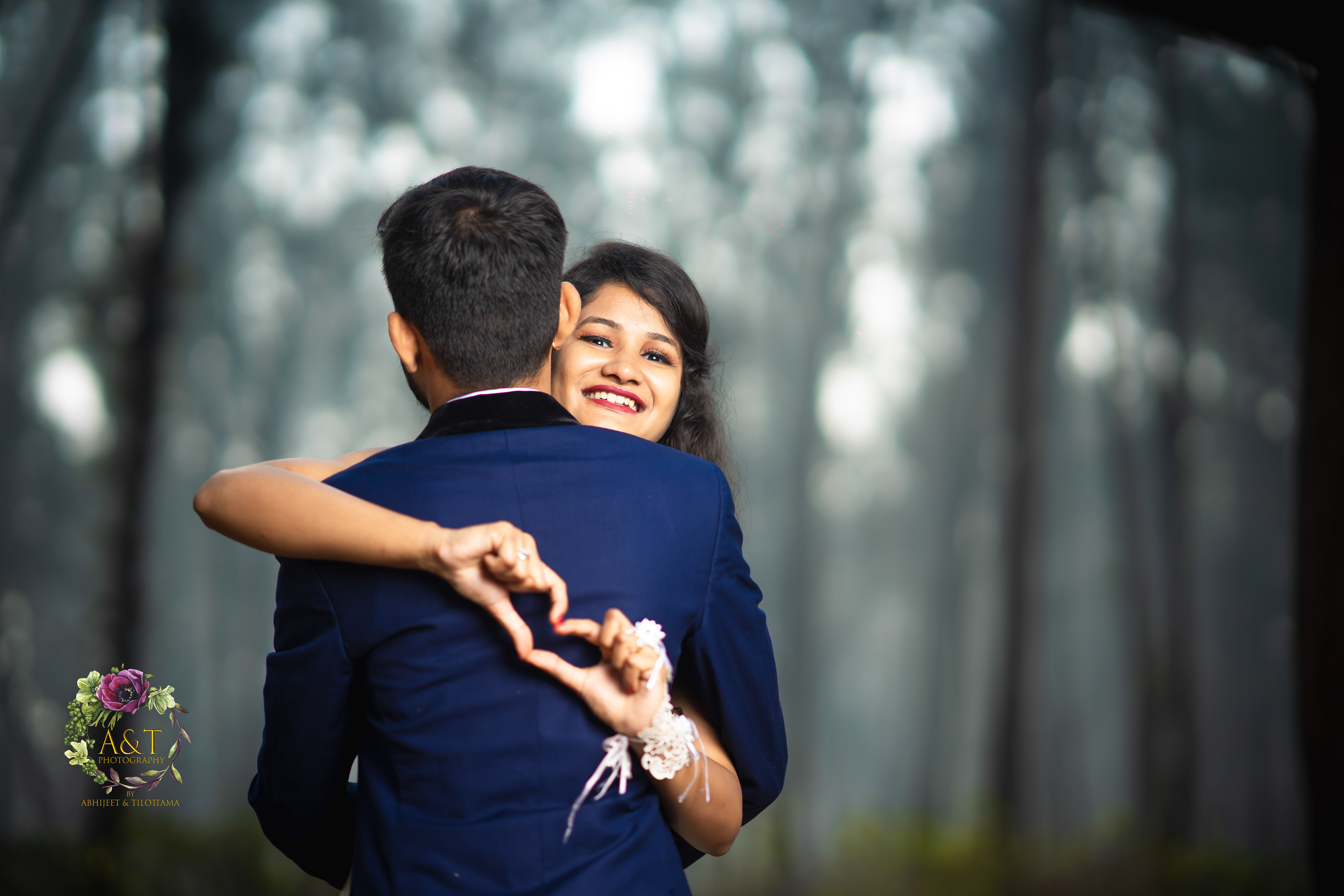 Dharmik & Jinal-Amazing-forest-location-prewedding-photoshoot-at-nagaon-beach-alibag 11