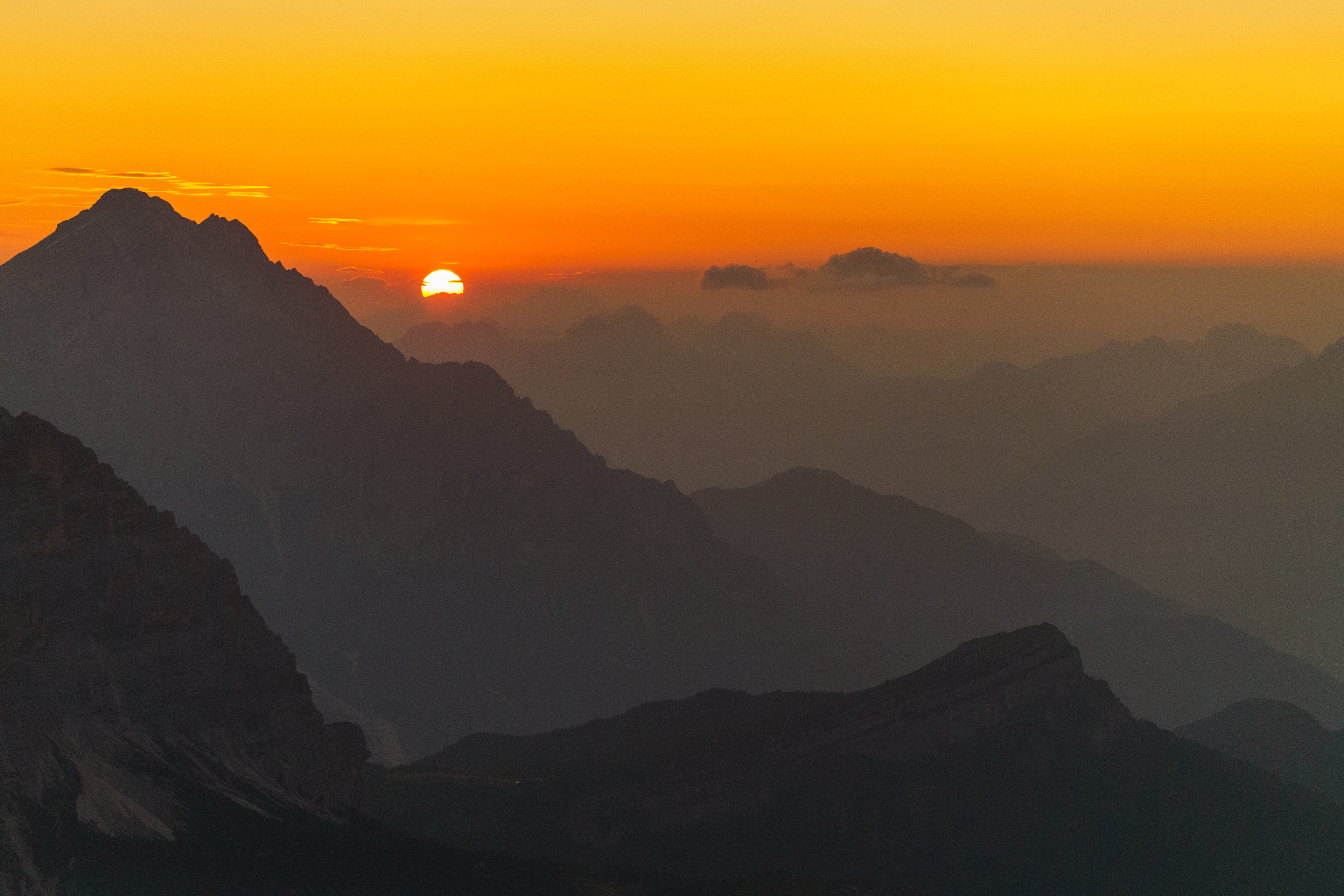 Il sole nascente dal Civetta