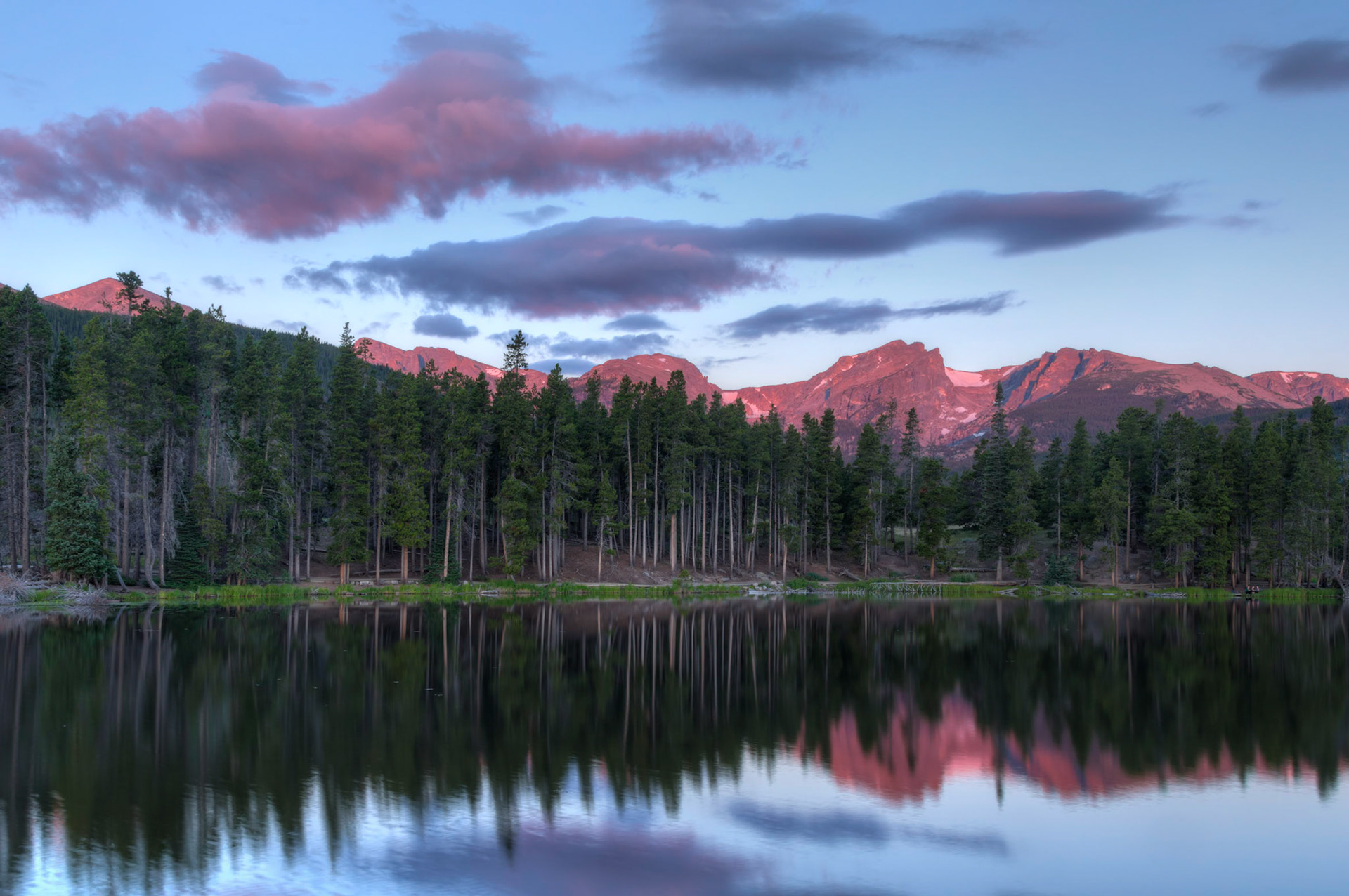 The first light of day on Hallett Peak and Flattop Mountain from Sprague Lake.  Rocky Mountain National Park7 August 2014PENTAX K-3, Sigma 18-250mm f/3.5-6.3 DC OS HSMISO 100 21 mm  0.6 sec at ƒ / 11Prints of my work are available from my website at http://www.fingolfinphoto.comFollow me on Facebook at http://www.facebook.com/fingolfinphoto or http://www.facebook.com/pesterleAlso, http://500px.com/pesterle   http://www.flickr.com/photos/fingolfinphoto