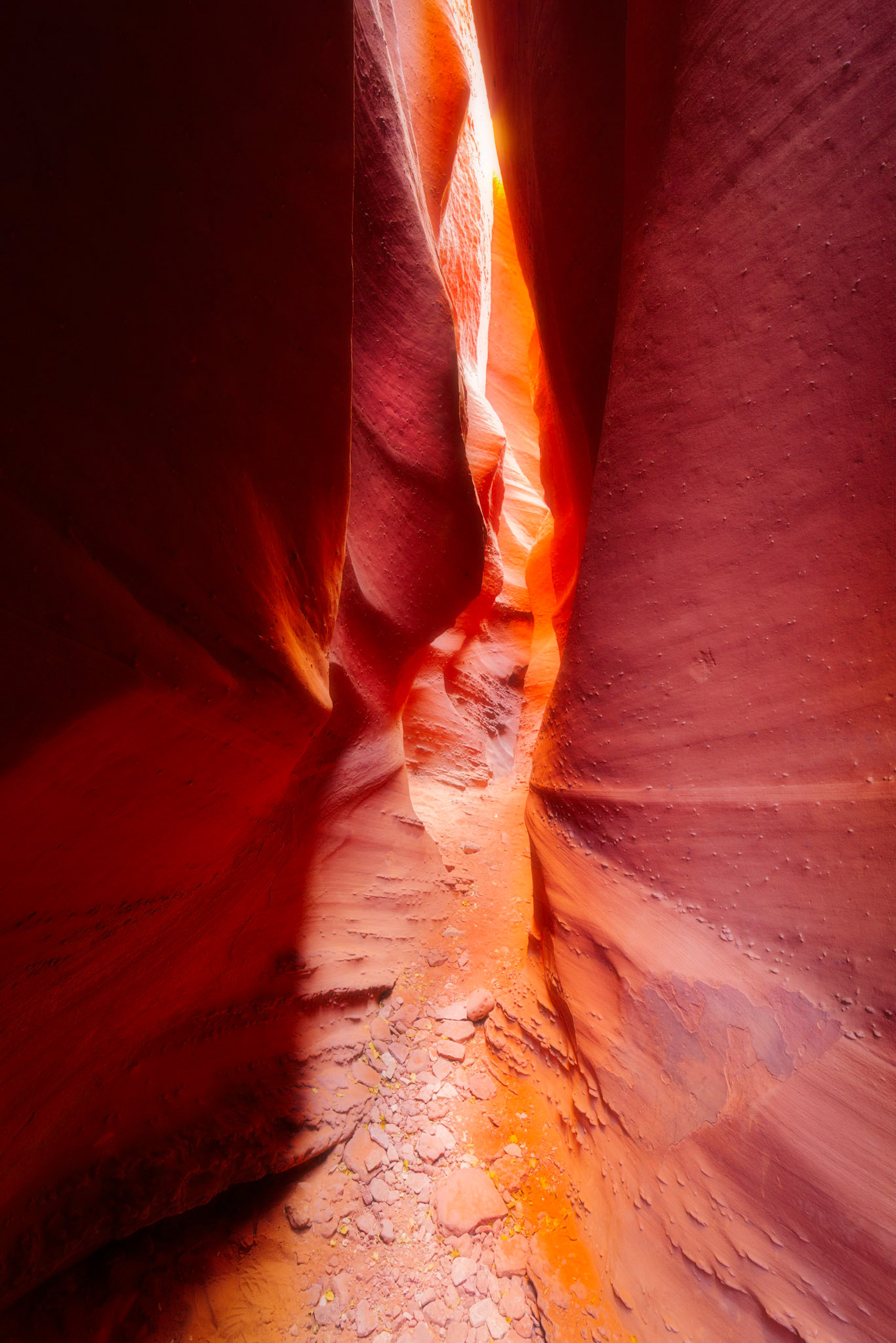 Inside Spooky Slot CanyonGrand Staircase - Escalante National MonumentUtahNovember 11, 2017PENTAX K-1, HD PENTAX-D FA 15-30mm F2.8ED SDM WRISO 400 15 mm  25.0 sec at ƒ / 22