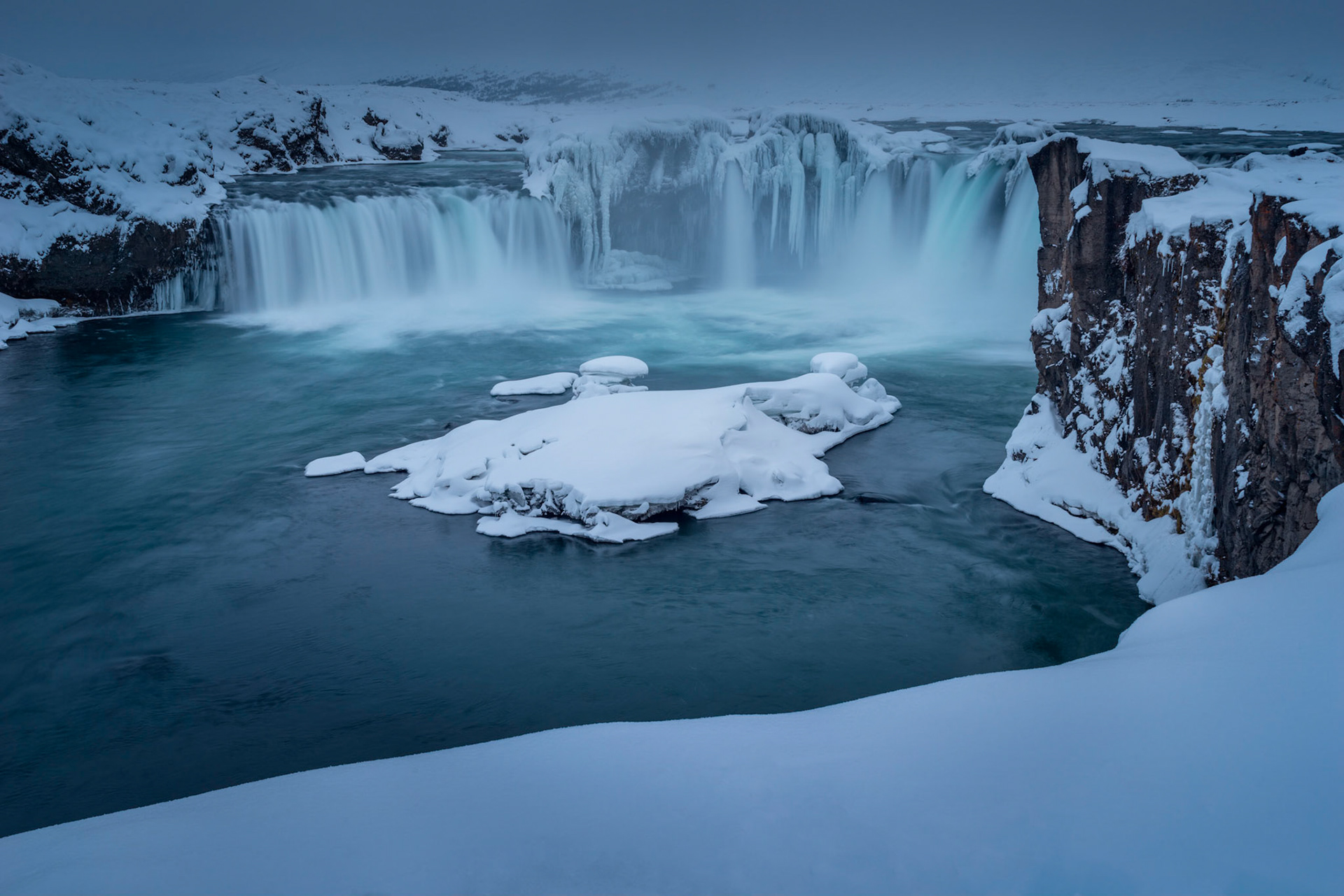 Goðafoss, around sunset, during a bit of a snowstorm.Norðurland, IcelandMarch 11, 2018PENTAX K-1, HD PENTAX-D FA 24-70mm F2.8ED SDM WRISO 100 40 mm  1.6 sec at ƒ / 14