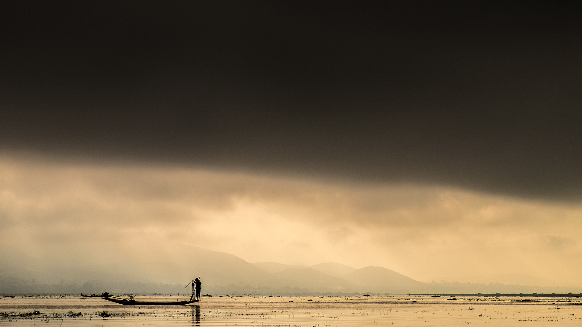 Fishing, Lake Inle, Burma.