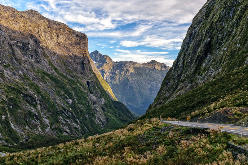 Road to Milford Round at Cleddau River (South Branch) Valley - Fjiordland