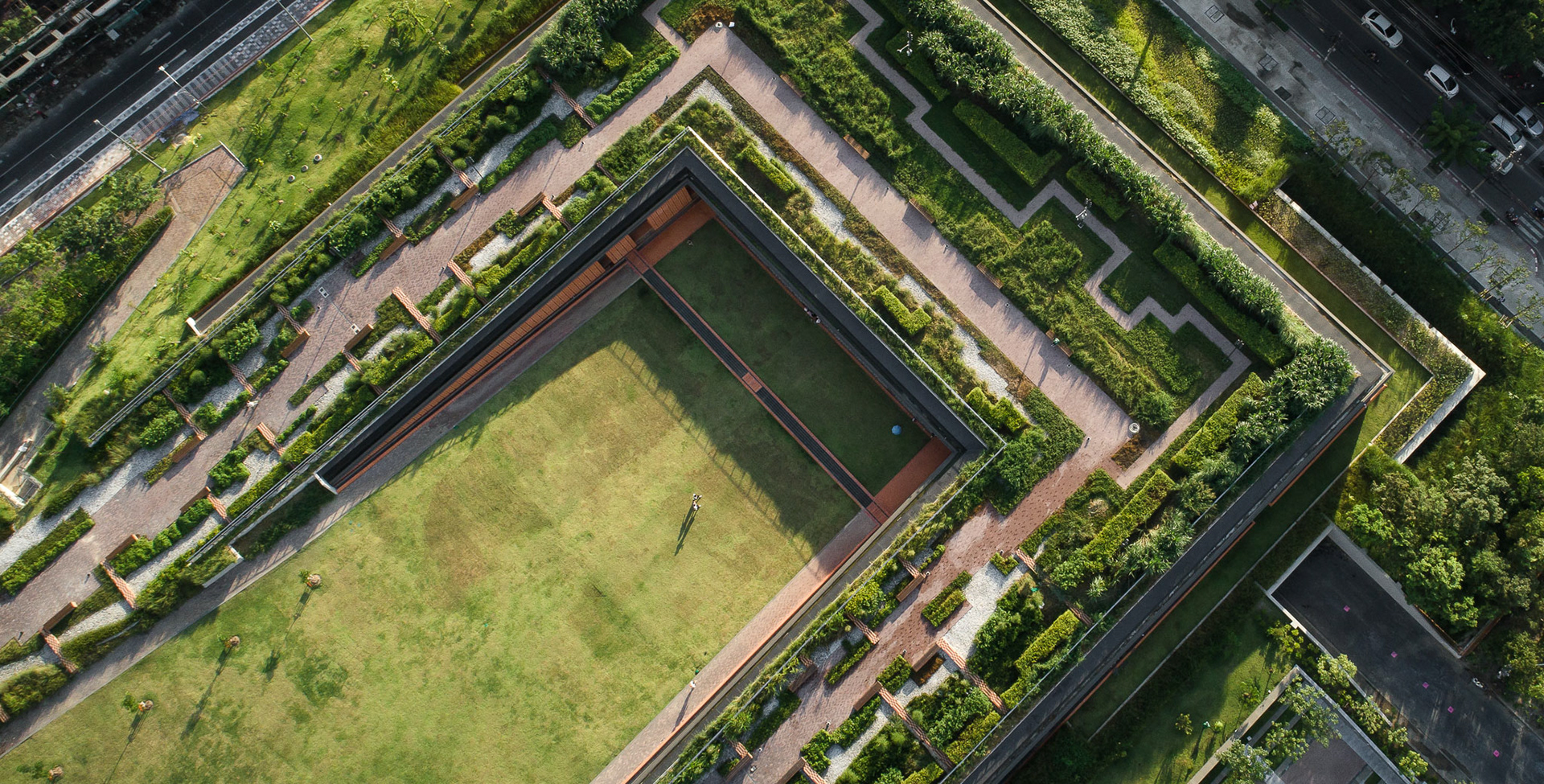 An aerial view of Chulalongkorn Centennial Park | panoramicstudio.myportfolio.com