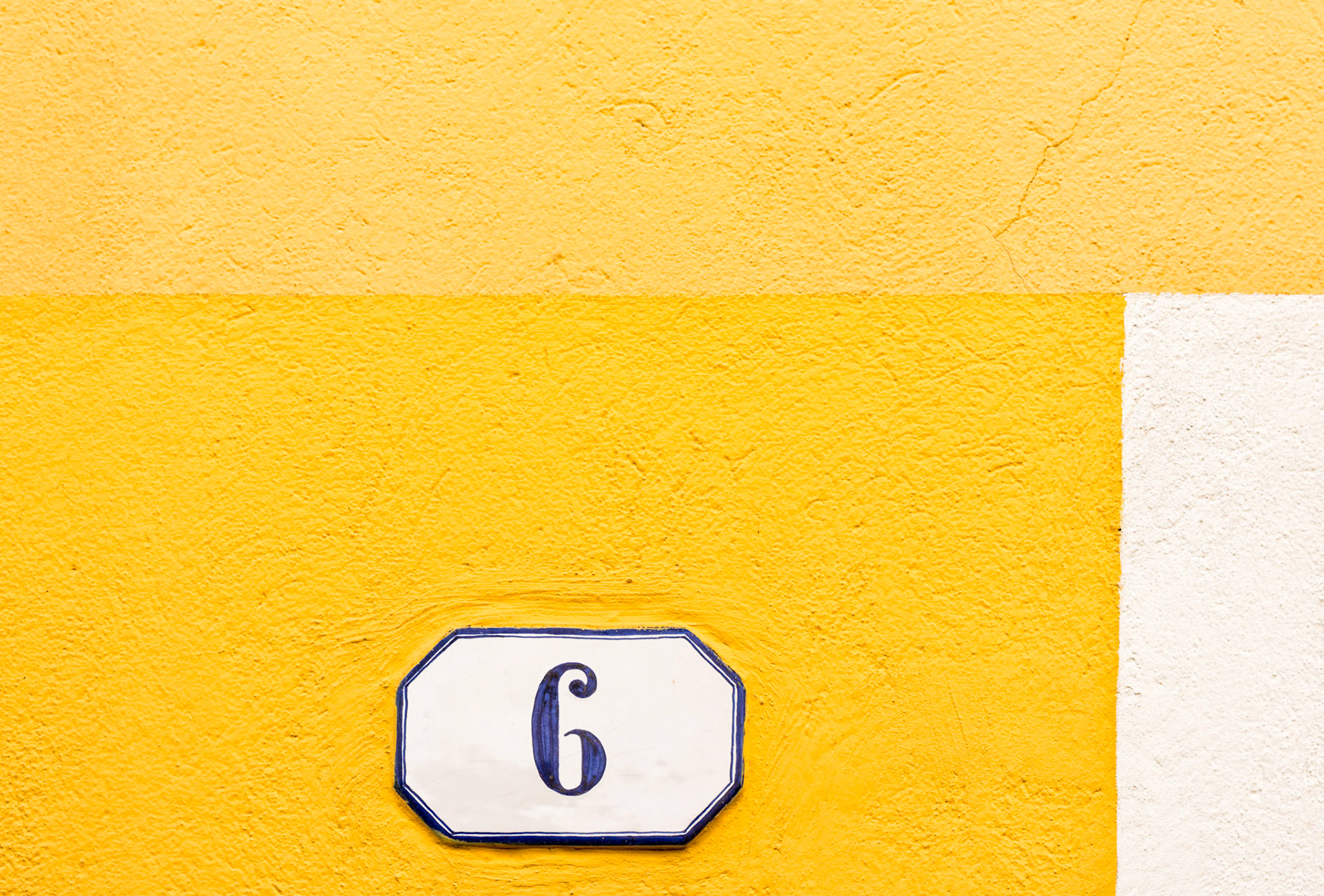 Antibes : Au numéro "6"