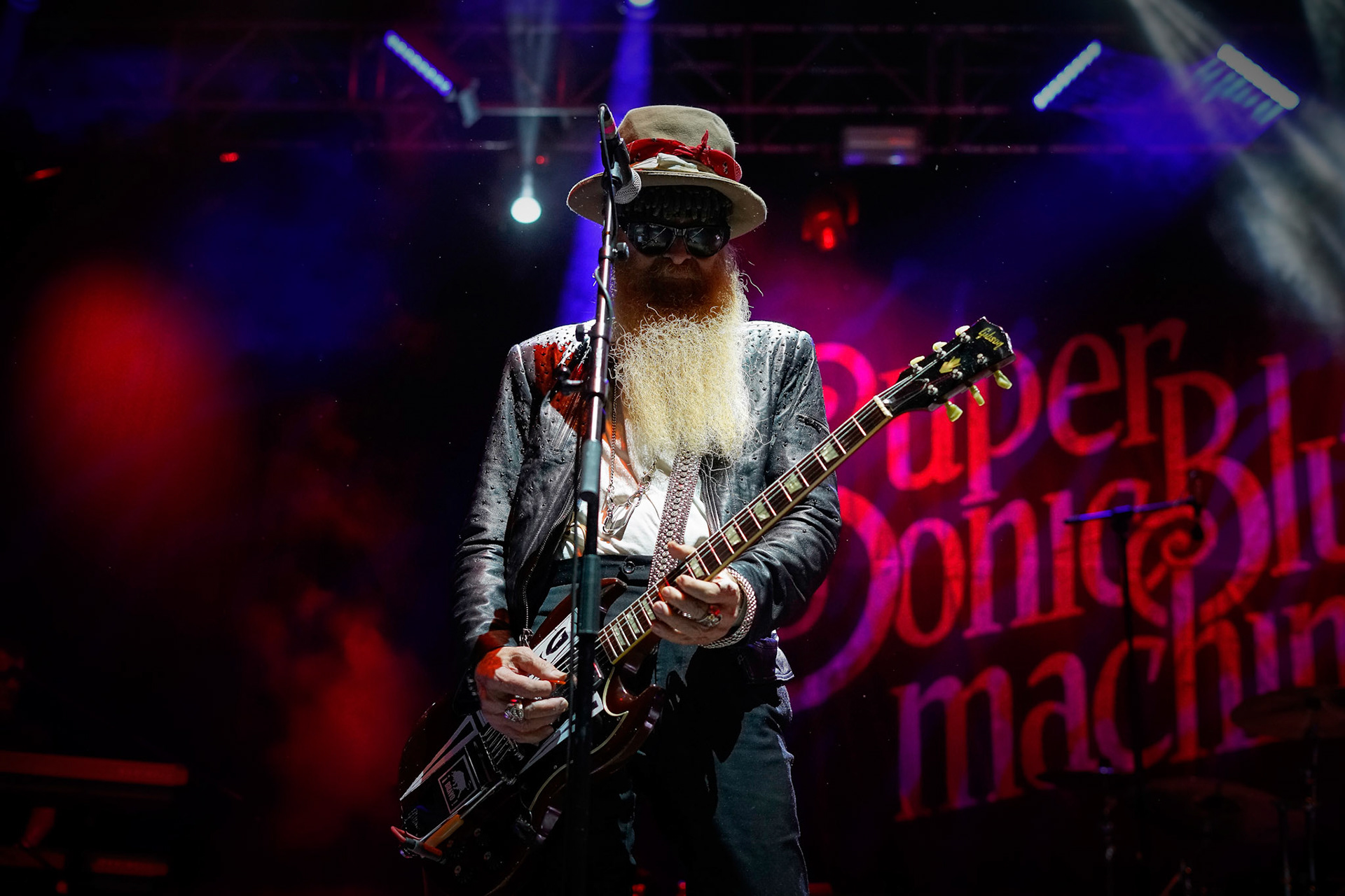 BILLY GIBBONS